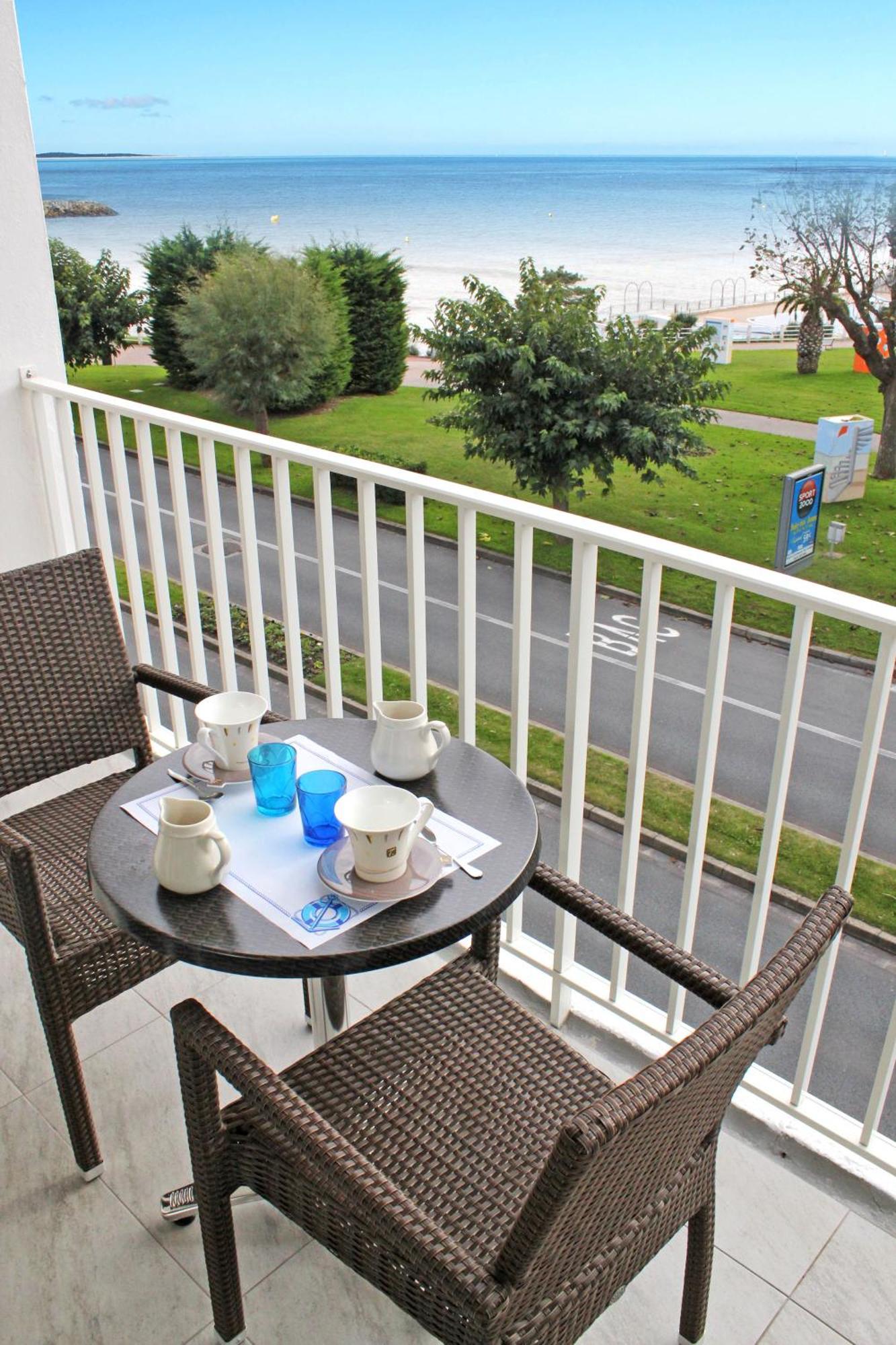Superior Quadruple Room with Sea View,1333333814:JPEG